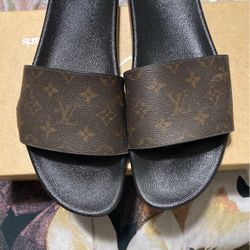 Louis Vuitton Slides
