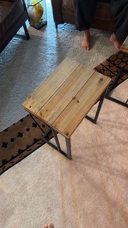 Couch tables (set of 2)