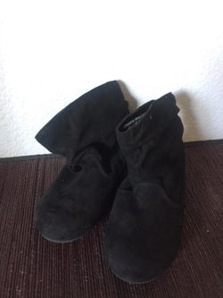 Girl size 10 boots