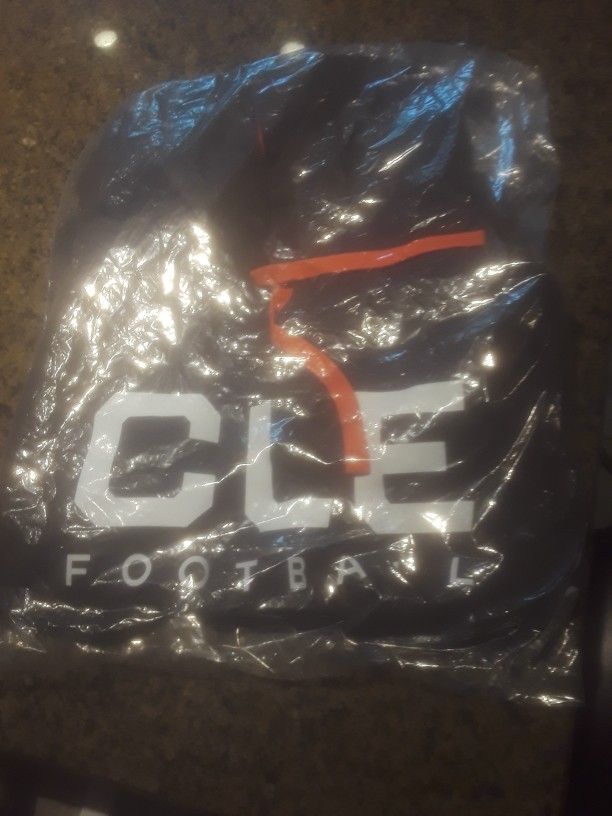 NFL Team Apparel Men's Sweatshirt