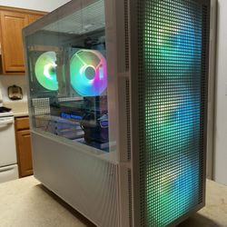 EVGA GeForce GTX 1080 Gaming PC Fully Built With Samsung Monitor, Key Board And Mouse Included