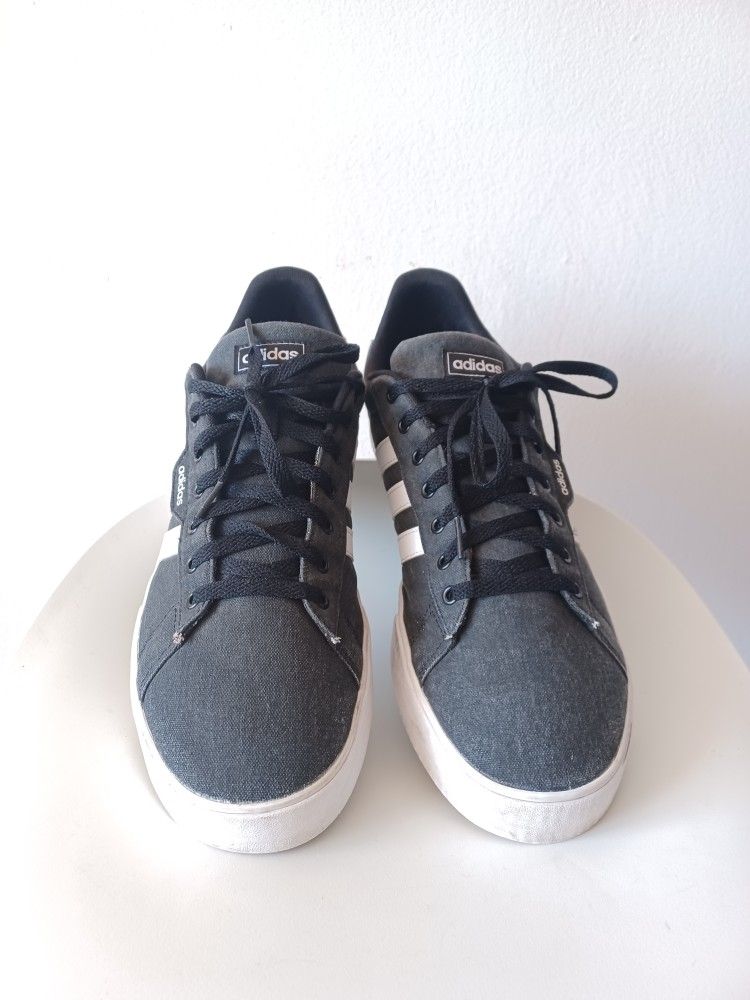 Men's Adidas Skateboard Sneakers Size 13