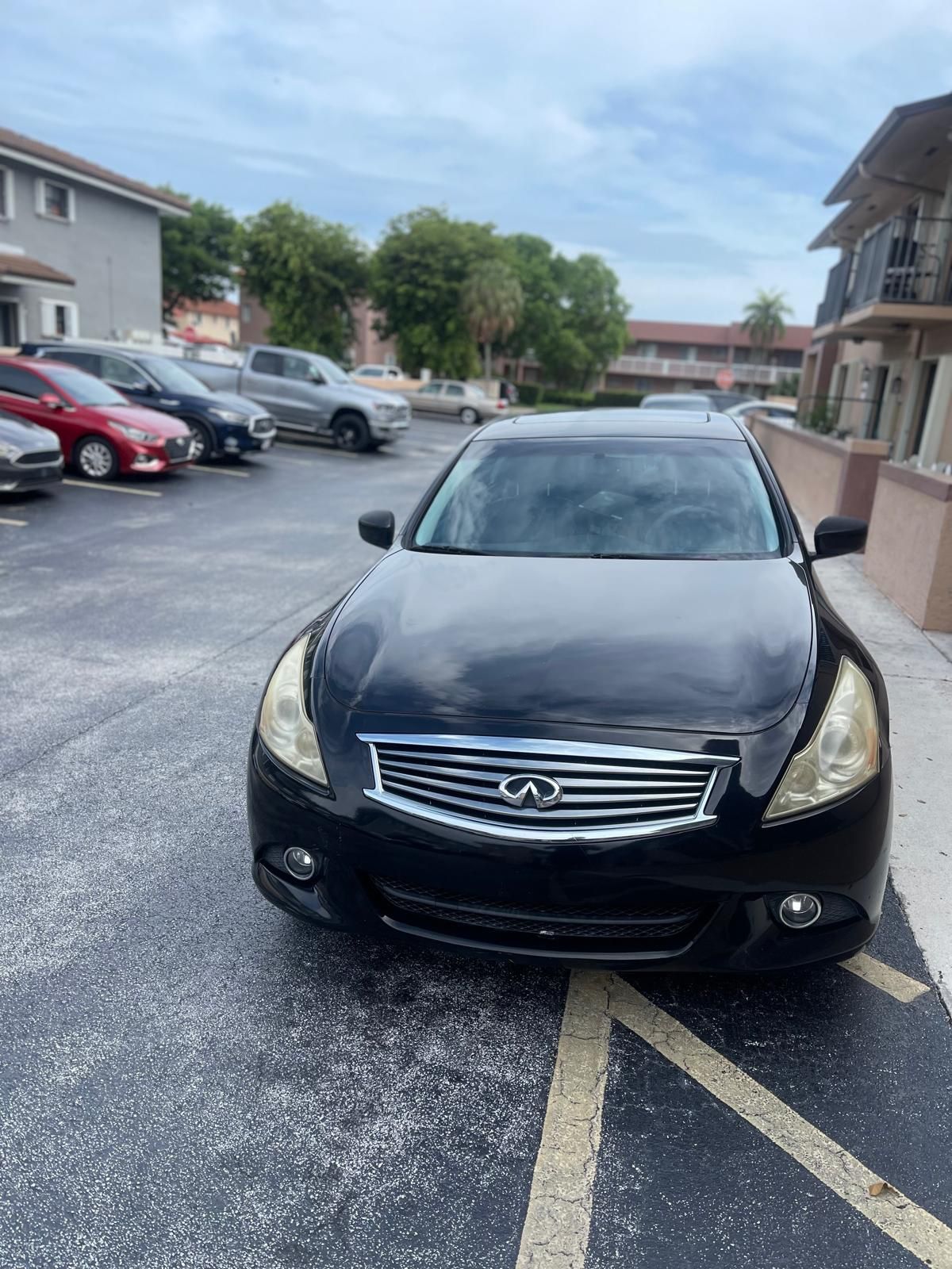2011 Infiniti G25