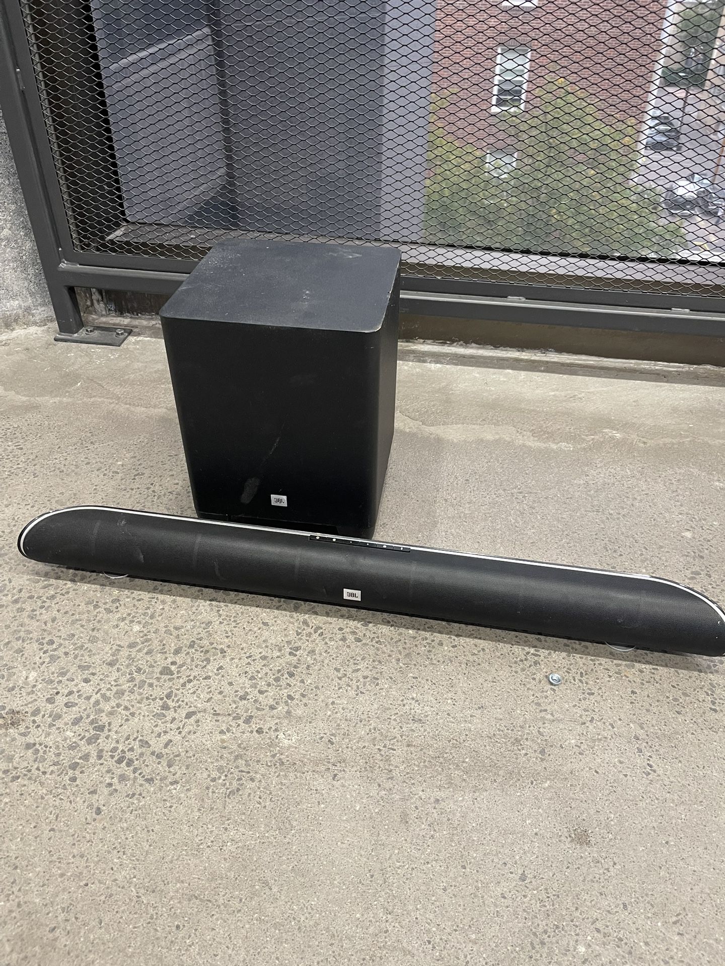 JBL sound Bar And Subwoofer