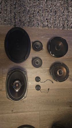 Speaker Set