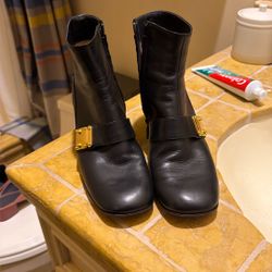 LOUIS VUITTON COPENHAGEN ANKLE BOOTS