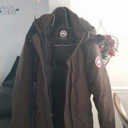 Canada GOOSE  WOMEN COAT  MED
