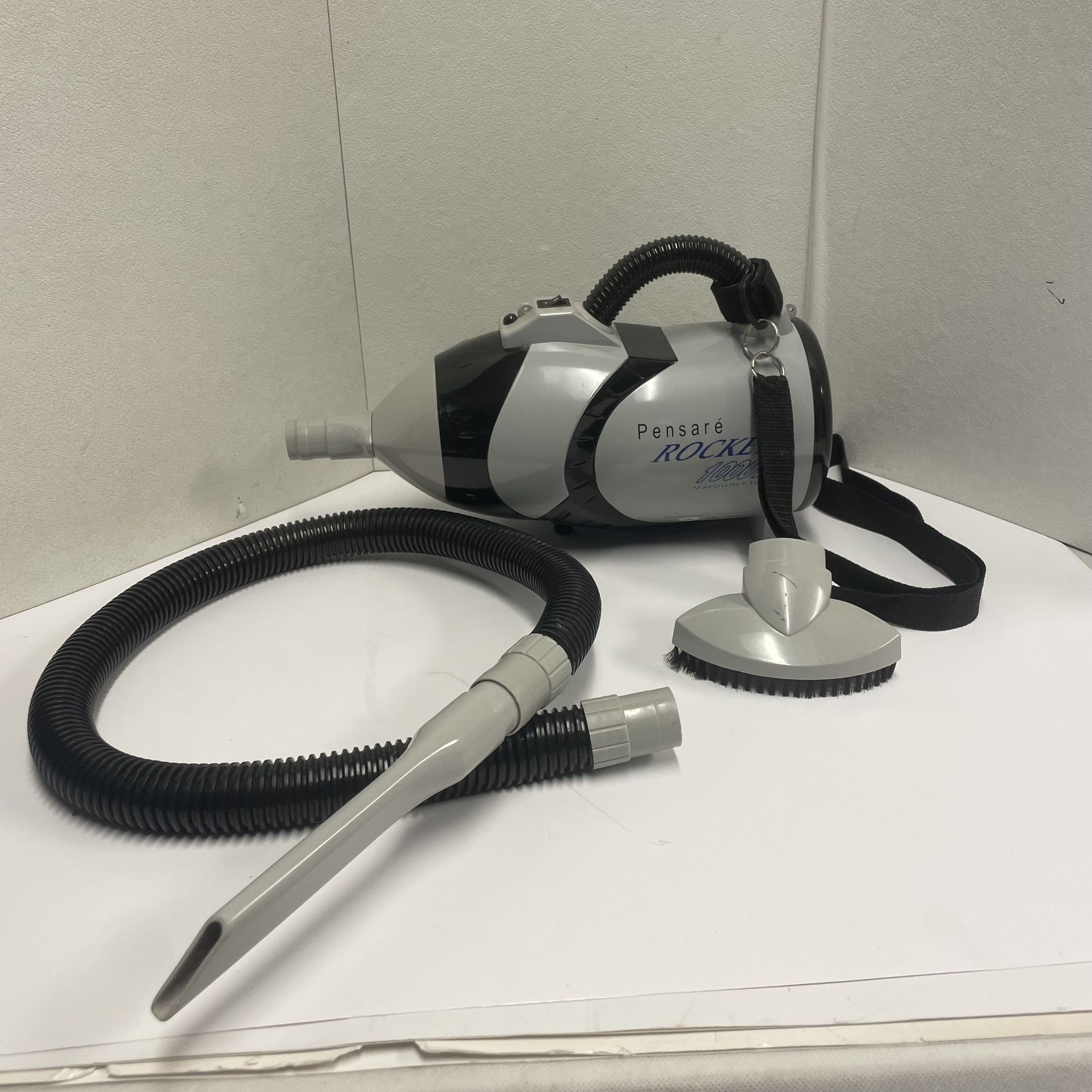 Pensare Rocket 1000w Vacuum Handheld Gray Black Easy Clean Up 15' Cord - Tested