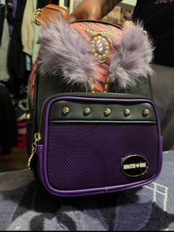 Clawdeen hot topic bag