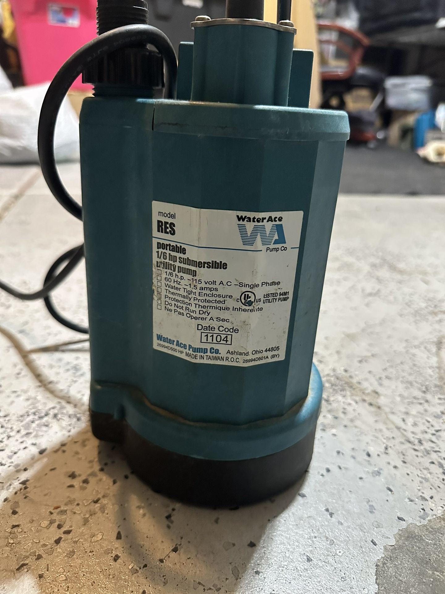 Water Ace Portable 1/6HP Submersible Utility Pump