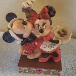 Disney Showcase Jim Shore Mickey & Minnie
