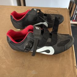 Peloton Cycling Shoes Size 46