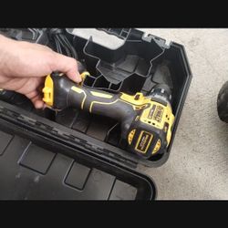 DeWalt Drill 