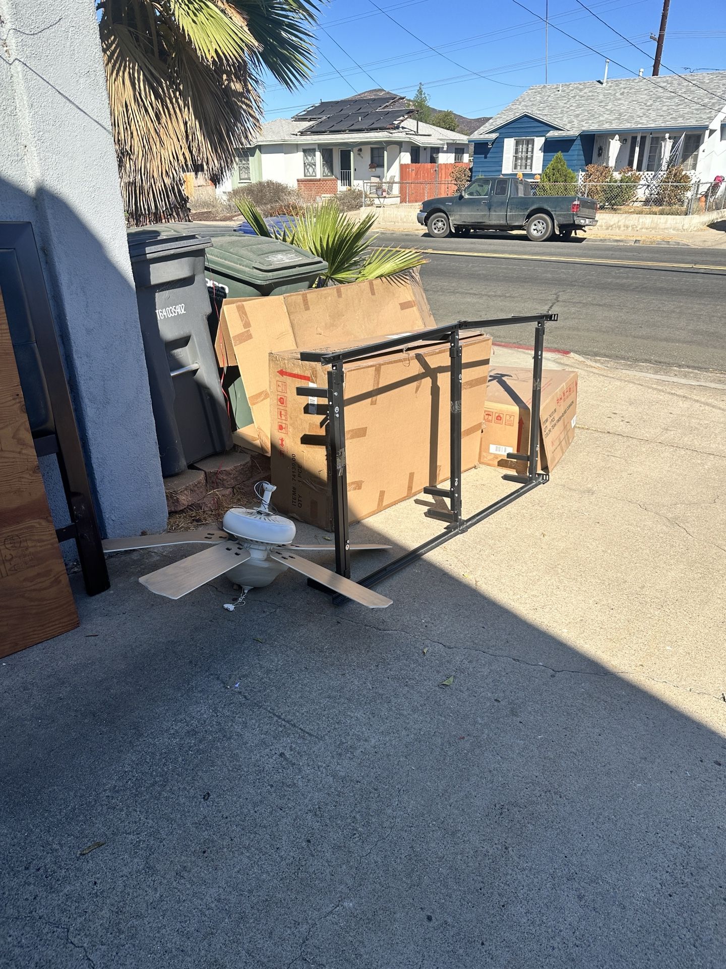 FREE Queen Headboard, Bed frame And Ceiling Fan for Sale in La Mesa, CA