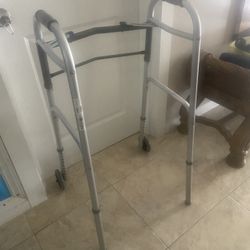 Walker, in great condition only $10 We located in Miami Beach of 81st St. and Harding Avenue is parallel to Collins Avenue