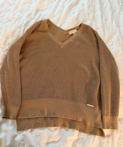 MK V-Neck knitted sweater