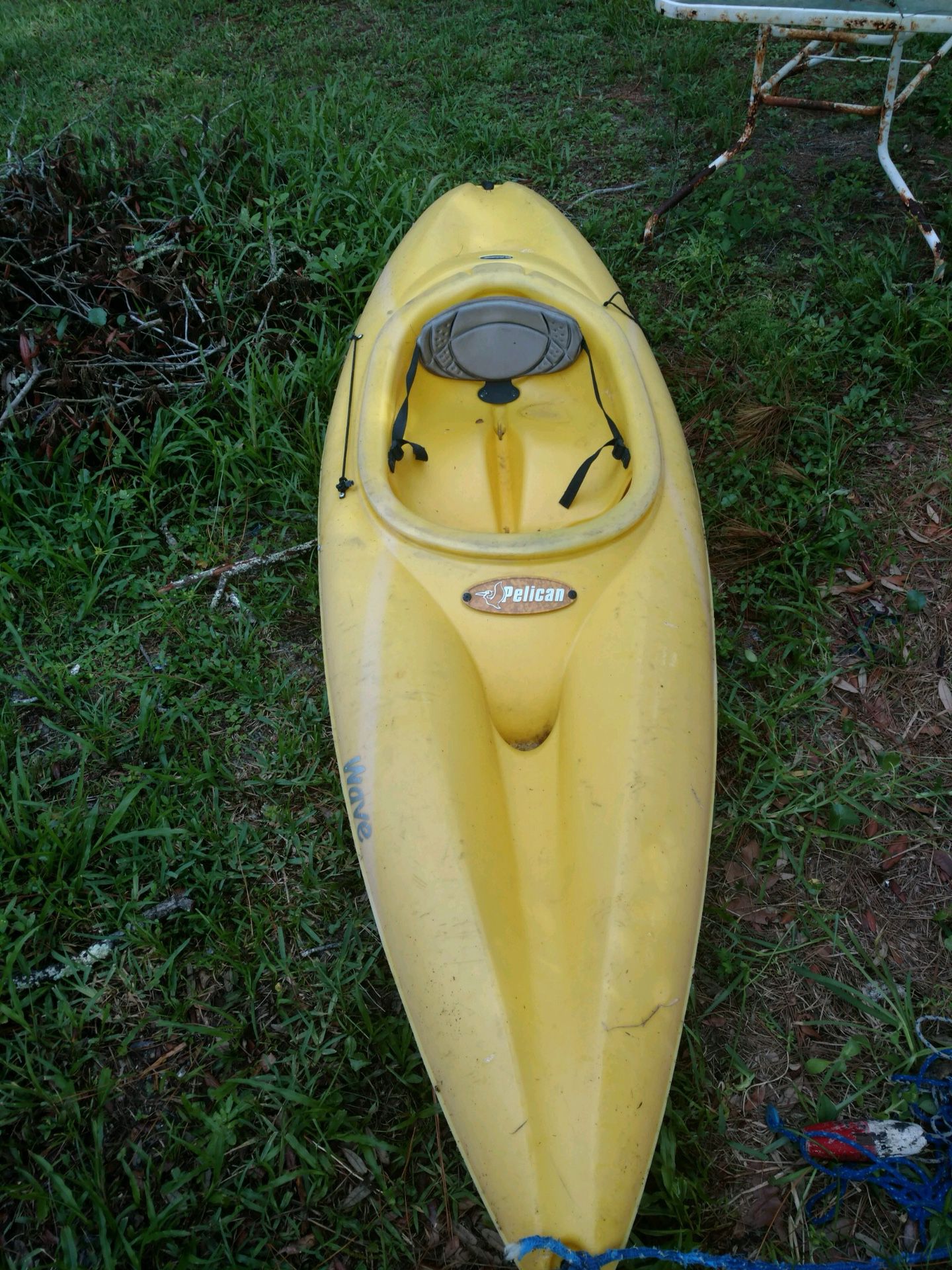 pelican kayak with paddle