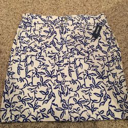 New with tags old Navy Skirt Size 10