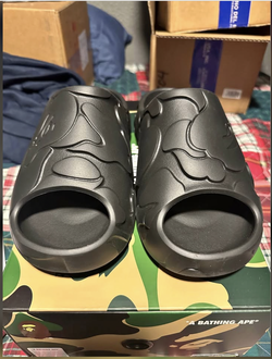 BAPE A Bathing Ape Black Camo Slides – Men’s US 10 – Excellent Condition