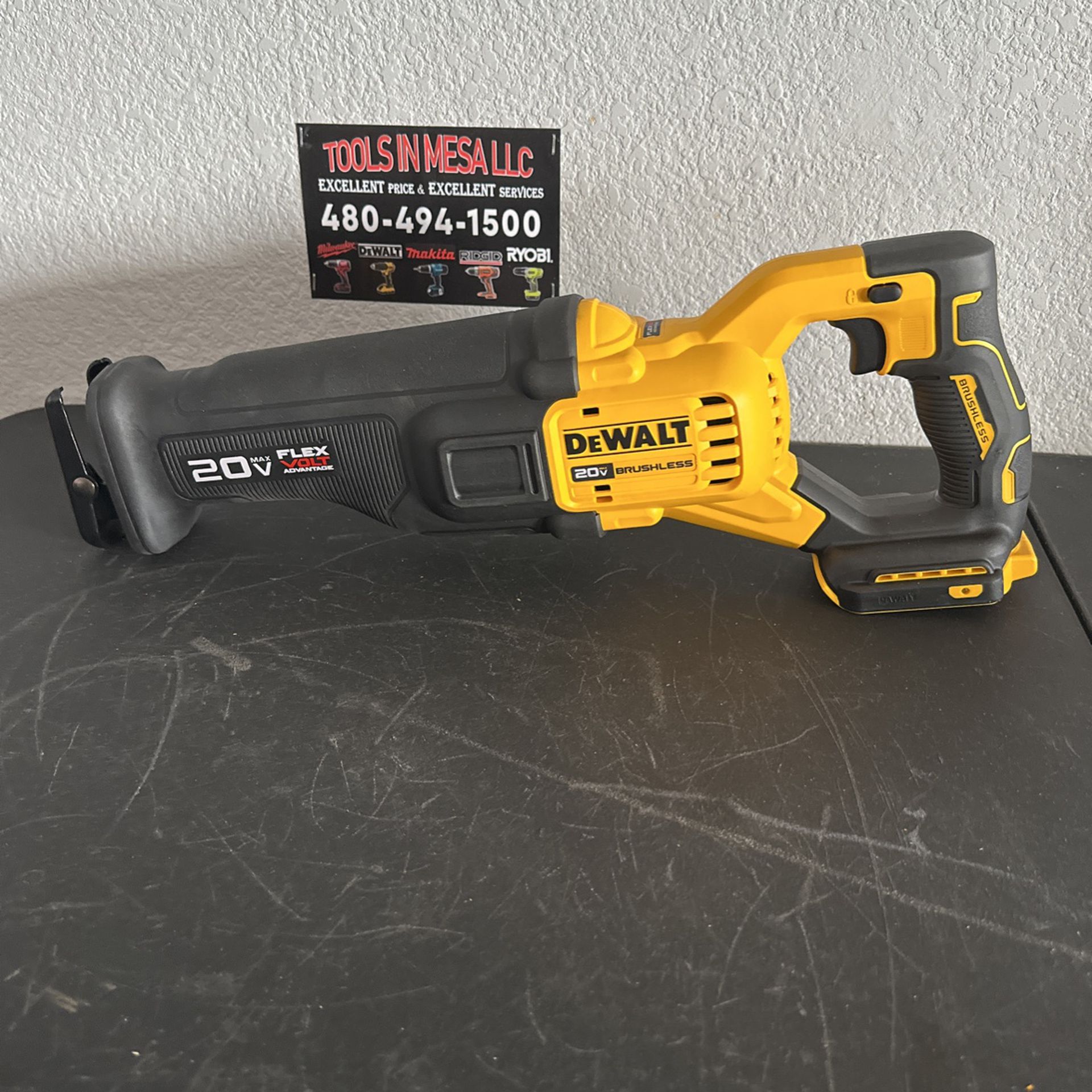20V MAX Lithium Ion Cordless Brushless Reciprocating Saw with FLEXVOLT ADVANTAGE (Tool Only)