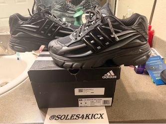 Adidas x Pharrell Williams Jellyfish “Triple Black” Size 8