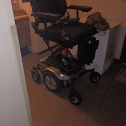 Electric Wheelchair