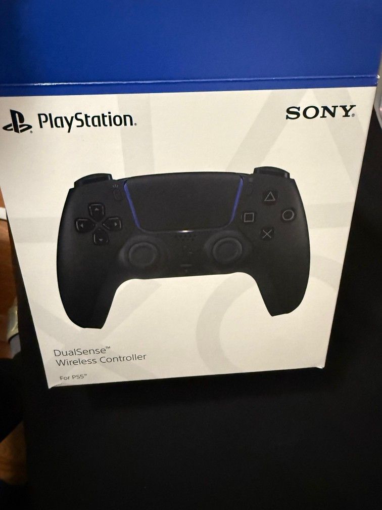 PlayStation 5 DualSense Wireless Controller (Black)