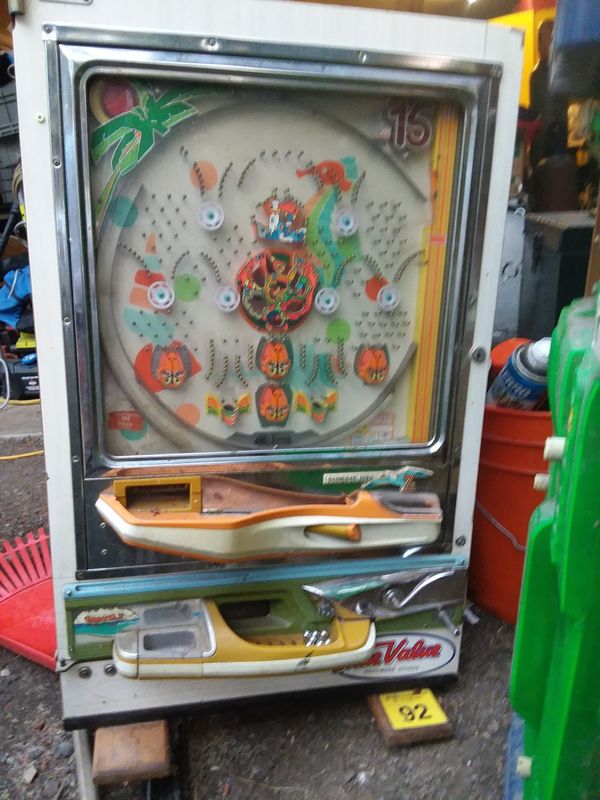 (2) Japanese Pinball Machine for Sale in Spanaway, WA OfferUp