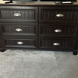 Free Read Description 