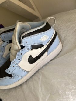 Kids Jordan 1s
