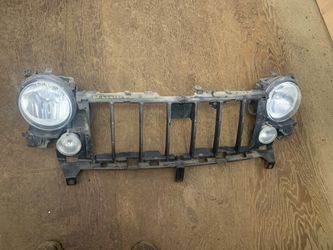 2005 Jeep Liberty Headlamp Mounting Panel Assy for sale