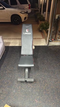Incline and flat workout bench