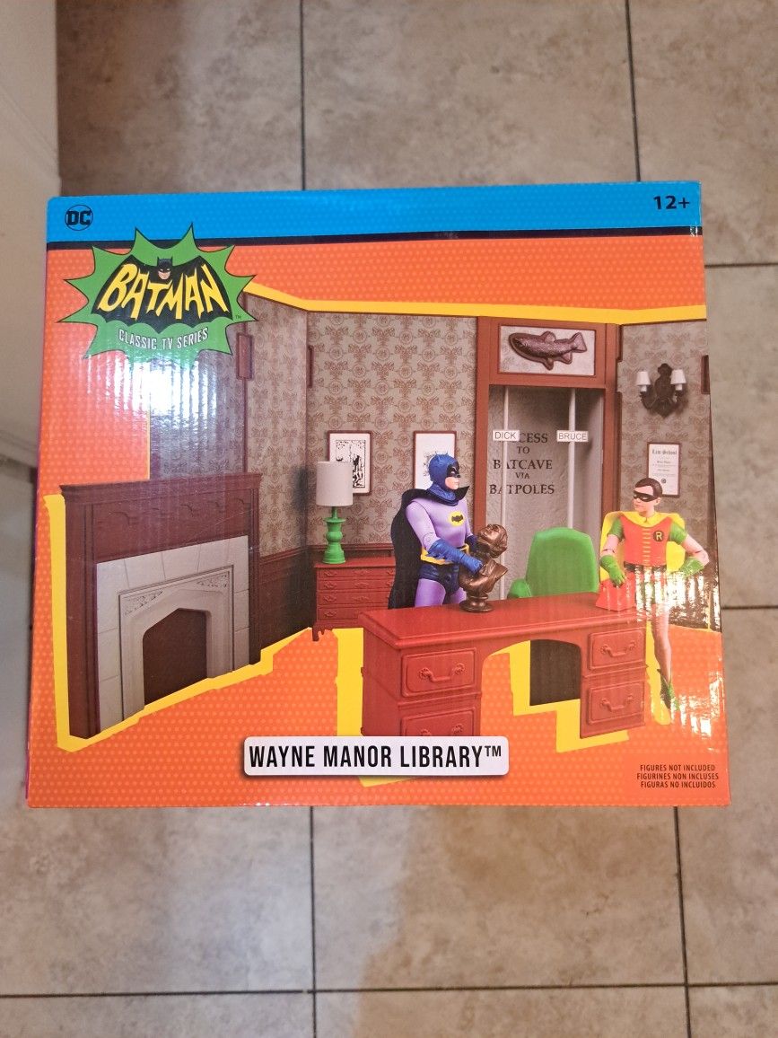 McFarlane Batman 1966 Wayne Manor Library.