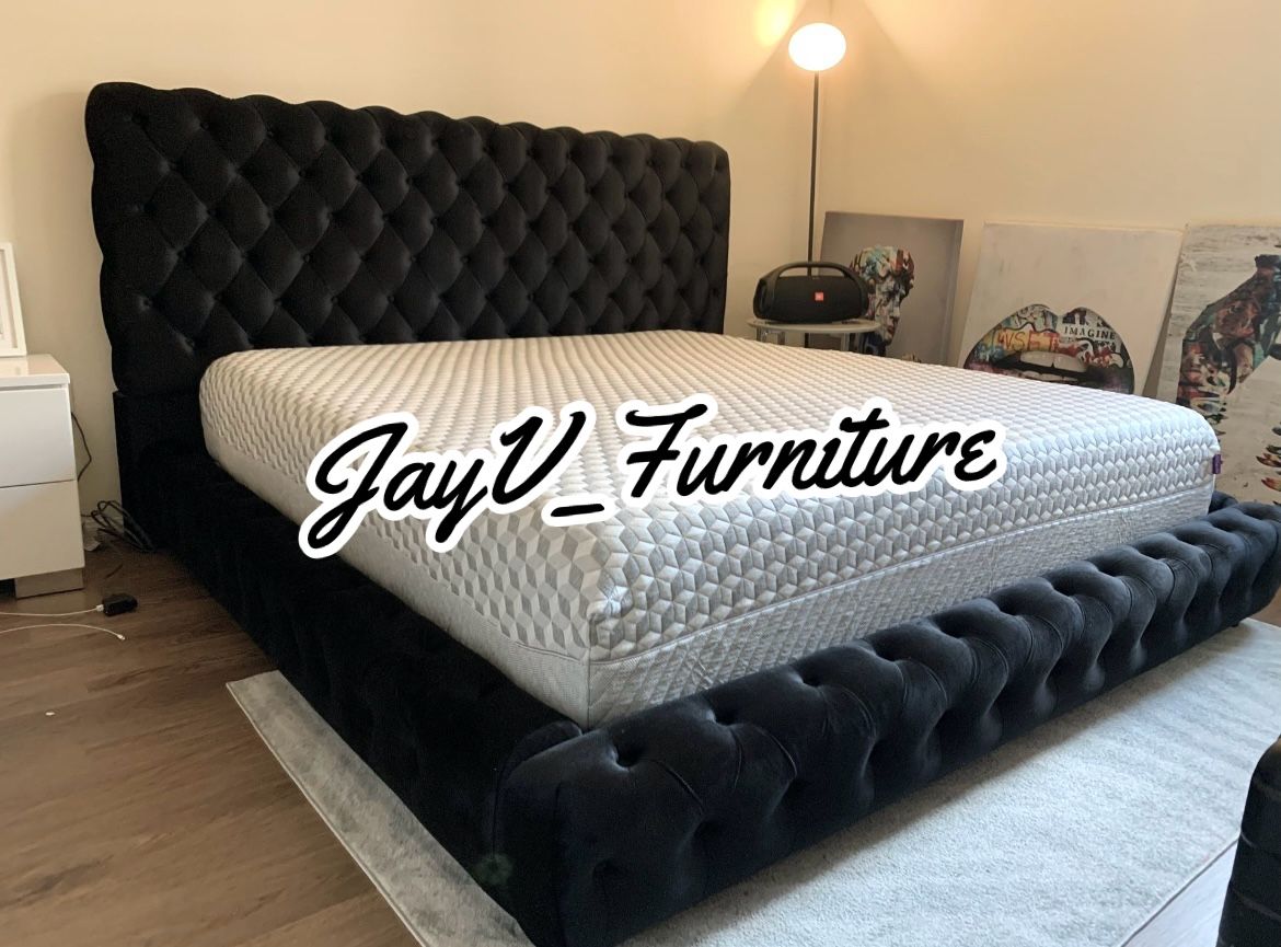 NEW KING BED FRAME WITH MATTRESS 