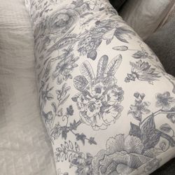 Body (Pregnancy) Pillow