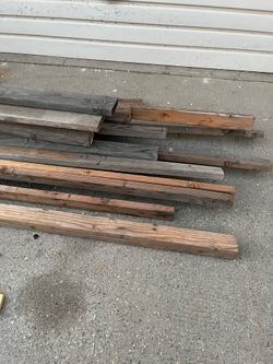 Wood / lumber / 2x4