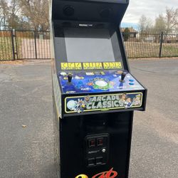 Golden Tee 3D x Midway XL Deluxe Arcade Machine
