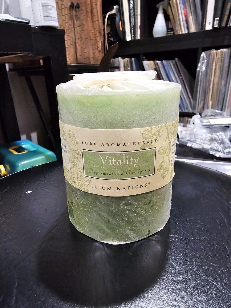 Rare Illuminations Vitality Candle