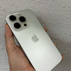 IPhone 15 pro 128gb