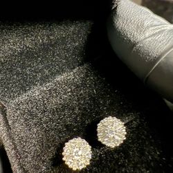 Silver  White cross Men’s Moissanite