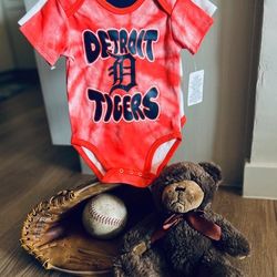 Official MLB Detroit Tigers Baby Clothes
