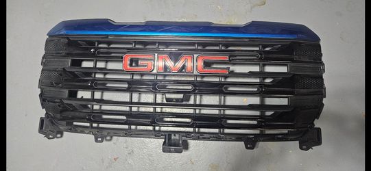 Gmc Sierra Grill, 22-23