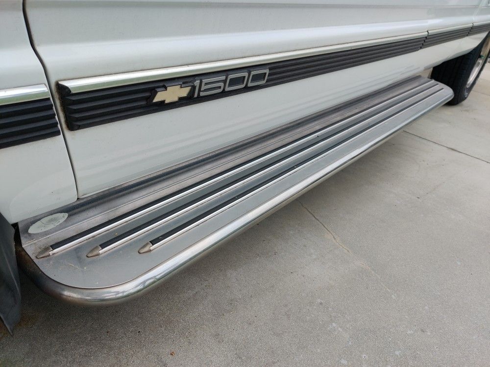 Chrome C1500 OBS Chevy Running Boards