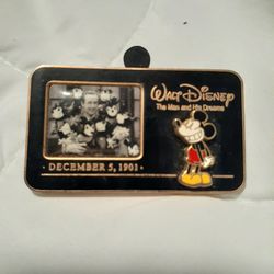 Disney Trader Pin