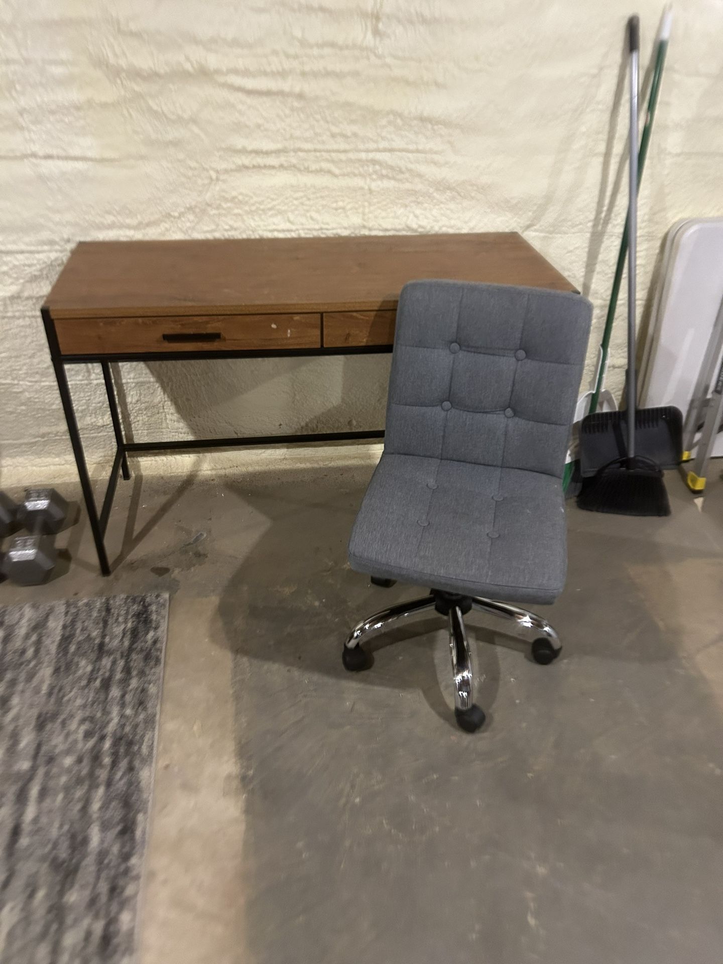 Desk/chair Combo
