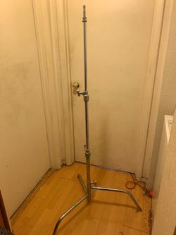 Matthews 20" Chrome "Shorty" C-Stand