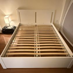 SONGESAND Bed frame, Queen size