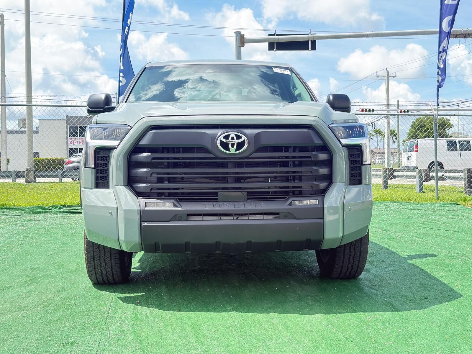 2024 Toyota Tundra Crewmax SR5 4x4 3,4 V6