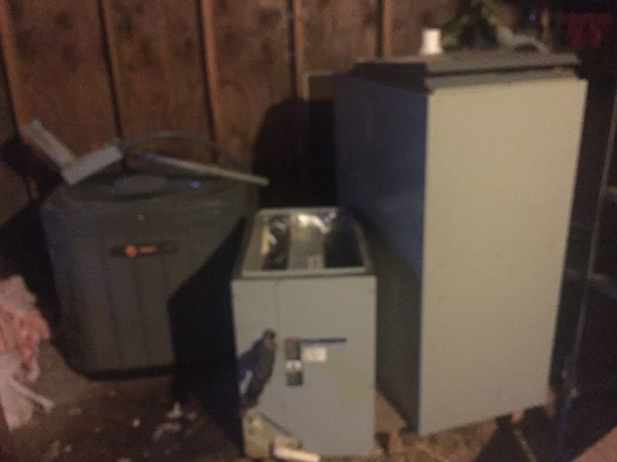 Trane XR 11 air conditioning + heat system