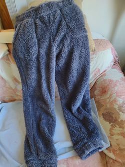 Yarn sweatpants by Love